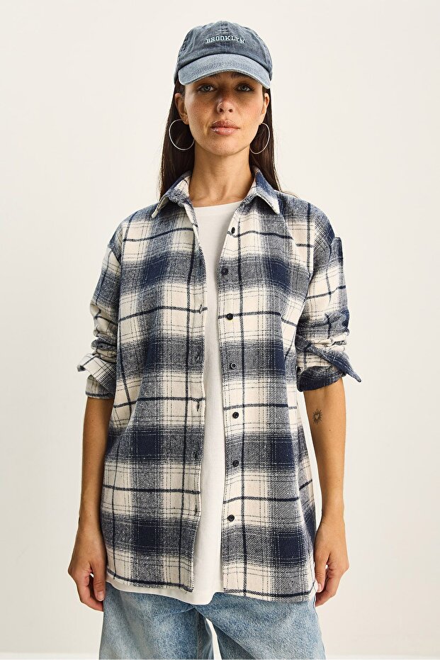LUCCI oversized checked button Checked - 2