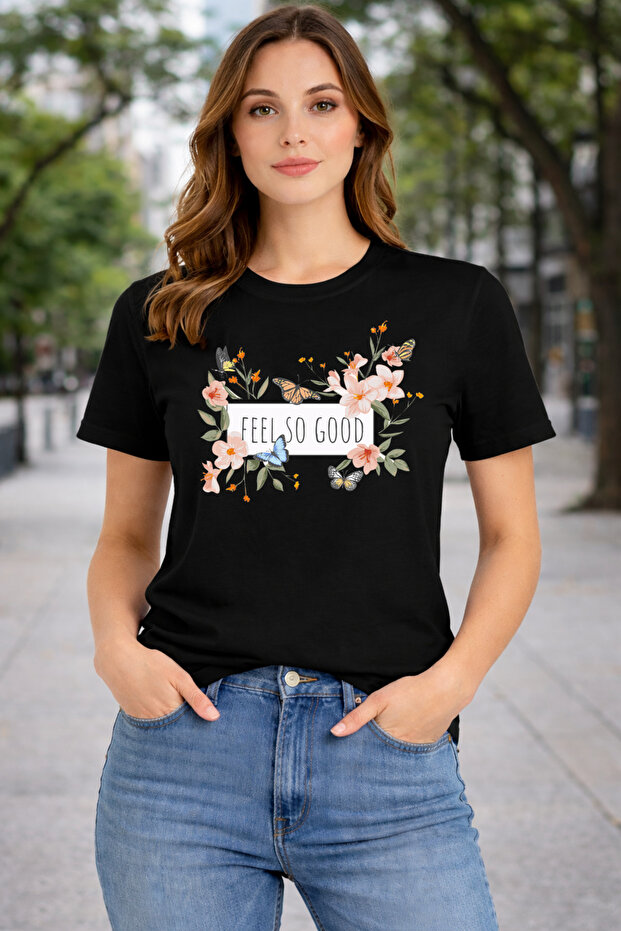 Feels so Good Print Detailed Basic T-Shirt