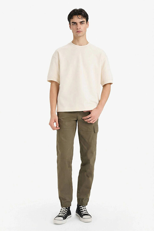 C9163Axkh361 Khaki Regular Jogger Gabardine Trousers with Cargo Pockets