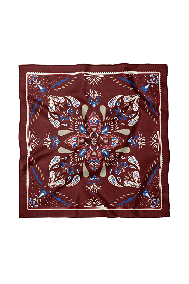 وشاح / باندانا منقوشة مقاس 70×70 سم