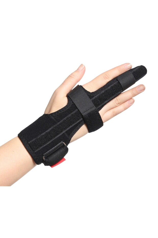 جبيرة كسر الإصبع الأوسط - 2