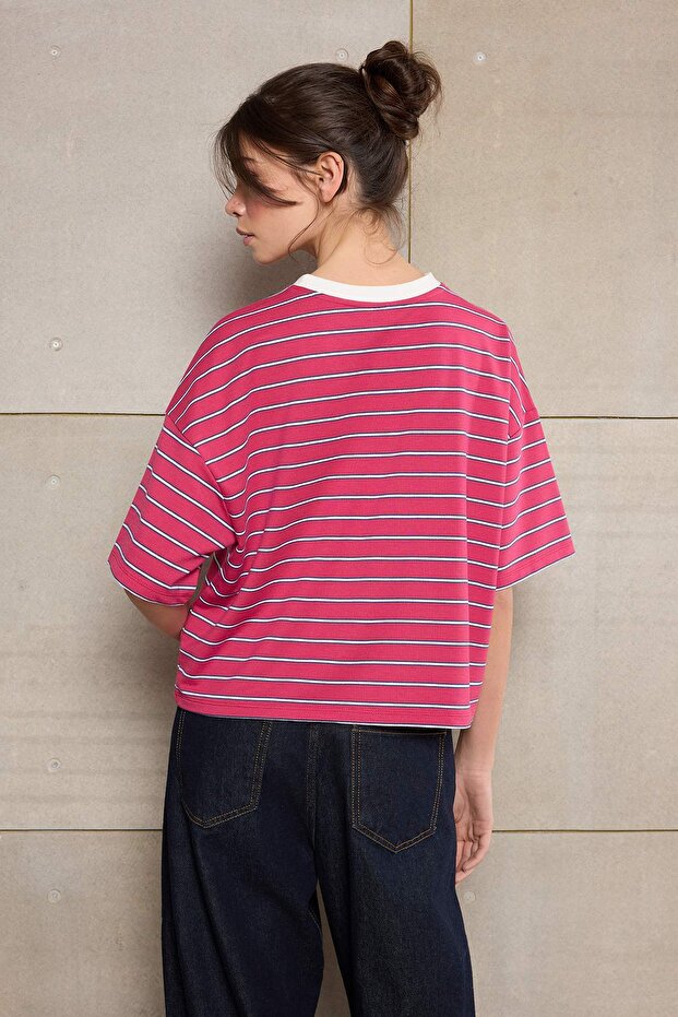 Teen Kırmızı Çizgili Boxy/Relaxed Kalıp Kısa Kollu Tok Pamuk Karışımlı Örme T-Shirt TWOSS26TS00048 - 4