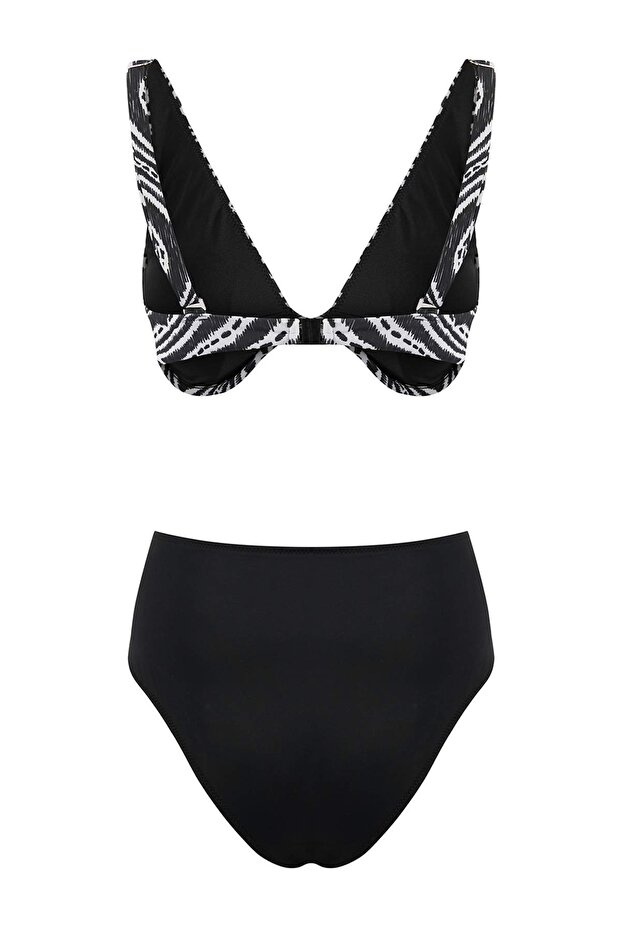 Etnik Desenli Balconette Kaplı Yüksek Bel Regular Bikini Takımı TBESS26BT00017 - 4