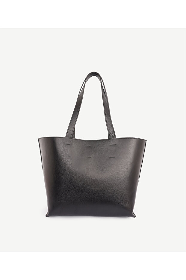 حقيبة كتف جلدية بمظهر مُرقع - 3