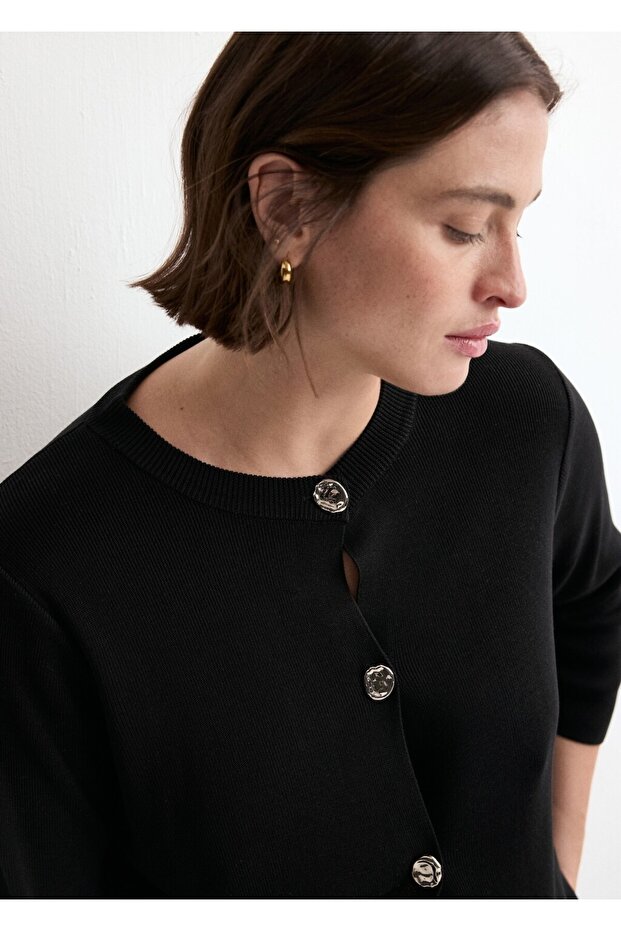 Mücevher düğmeli triko hırka - 7