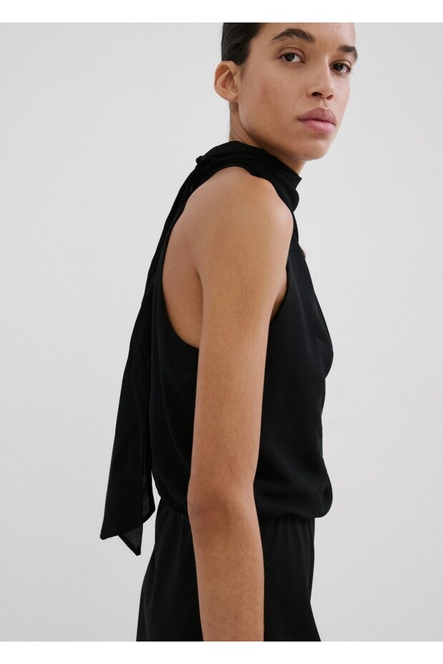 Kurdeleli halter yakalı elbise - 6