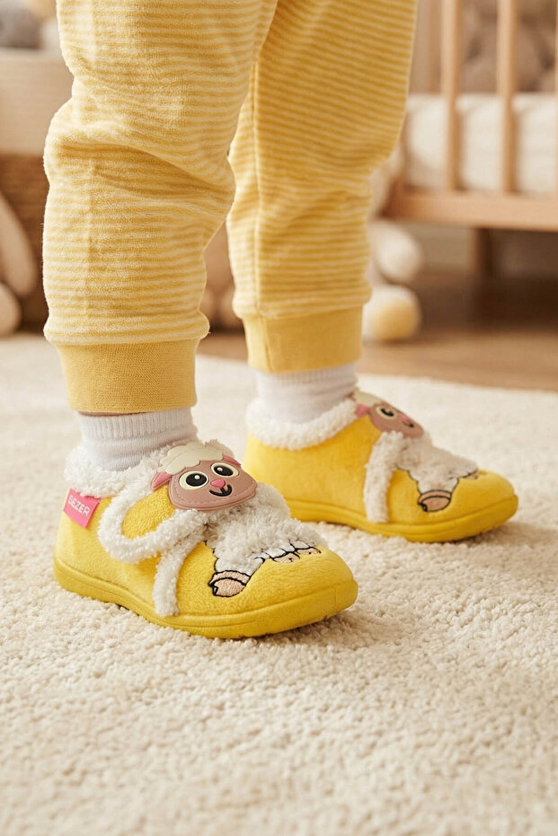 Girl's Slippers - Adjustable Comfortable Winter Shoes