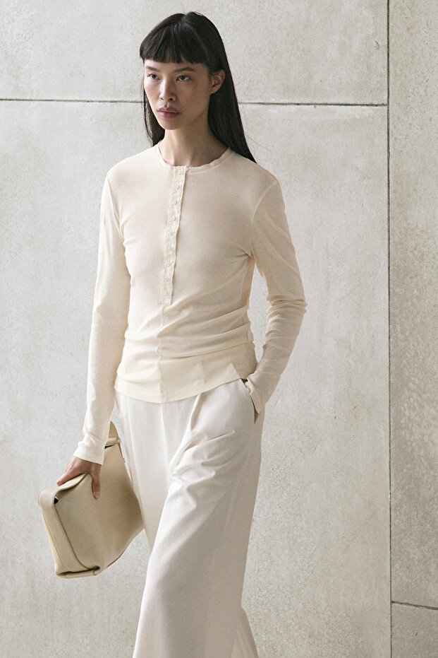 Düğmeli pamuklu tişört - 4