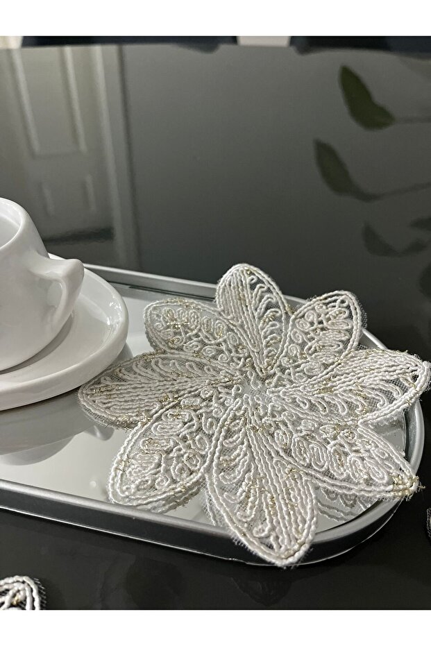 6-Piece Silvery Coffee-Edged Stylish Presentation Tulle Napkins with Laces