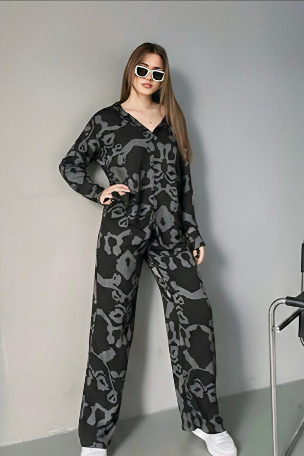 Comfortable Viscose Two-Piece Set - 1