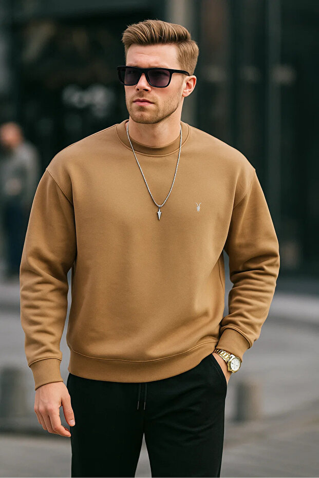 Karamel Renk Basic Bisiklet Yaka Relaxed Regular Erkek Sweatshirt - 3