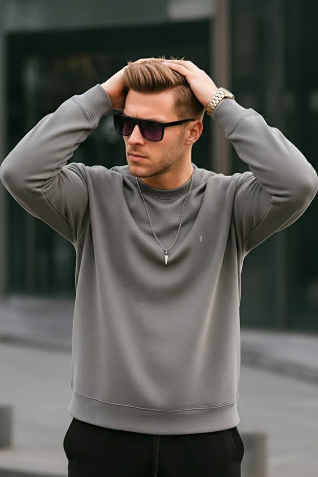 Gri Renk Basic Bisiklet Yaka Relaxed Regular Erkek Sweatshirt - 4