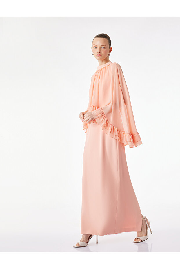 Comfortable Fit Short Sleeve Ruffle Detailed Crew Neck Satin Long Dress