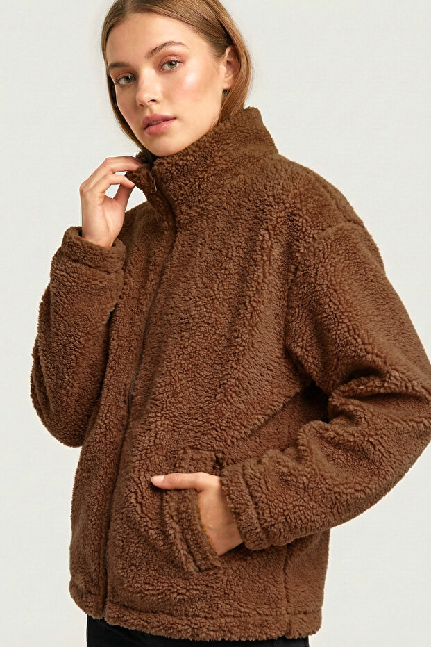 Women's Plush Full Zipper Pocket Sherpa Lamb Fabric Oversize Plush Fleece Sweatshirt