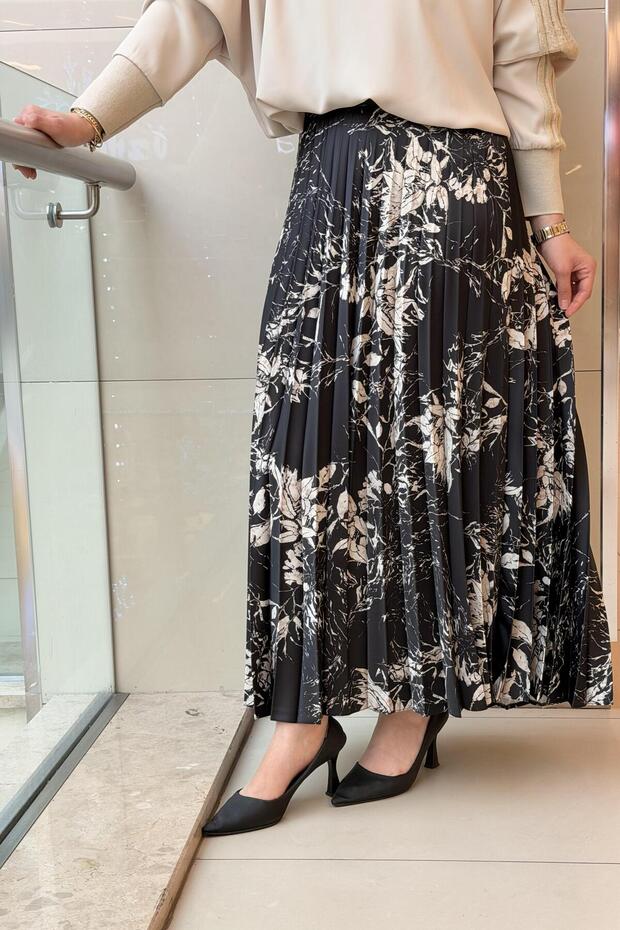 تنورة مطوية منقوشة - 3