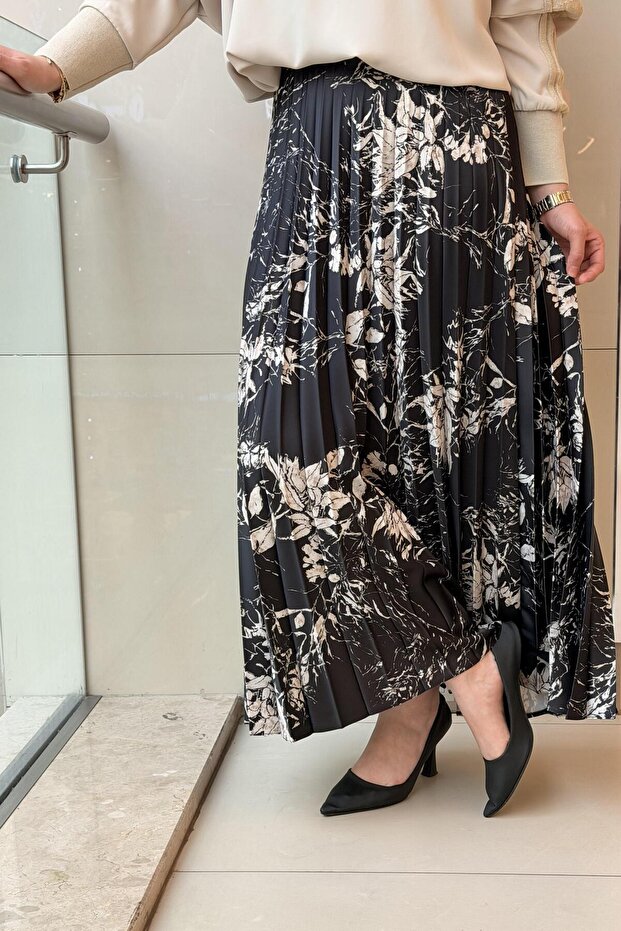 تنورة مطوية منقوشة - 2