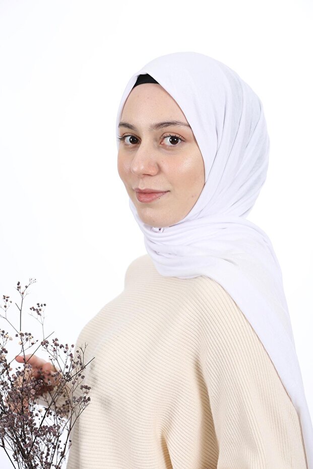 Hijab Combed Shawl Plain White - 3