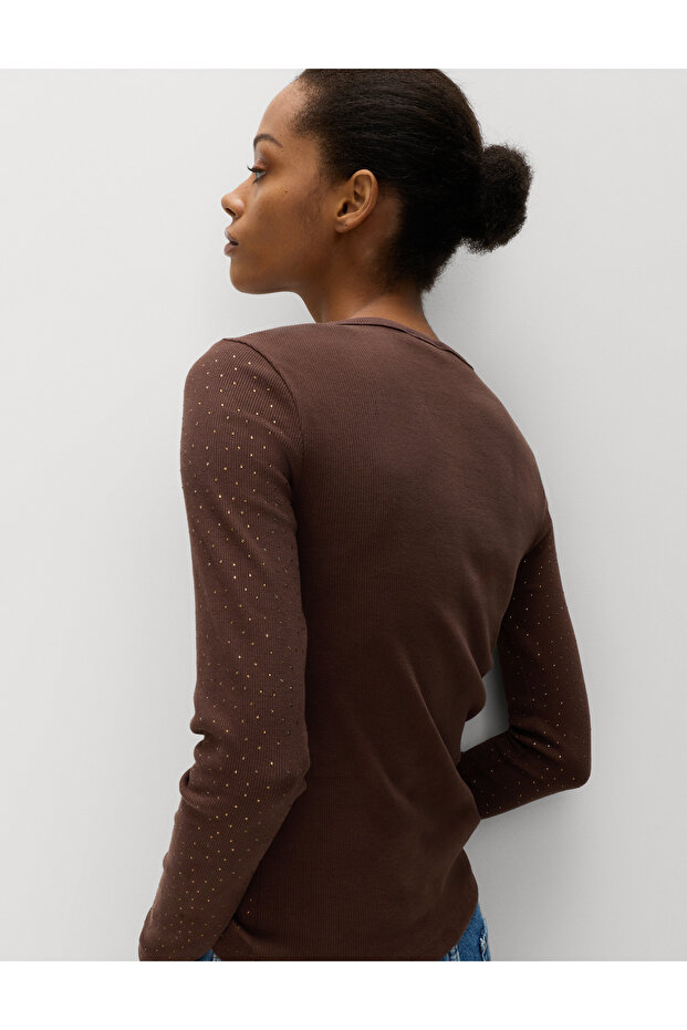 İşlemeli Dokulu Üst - 6