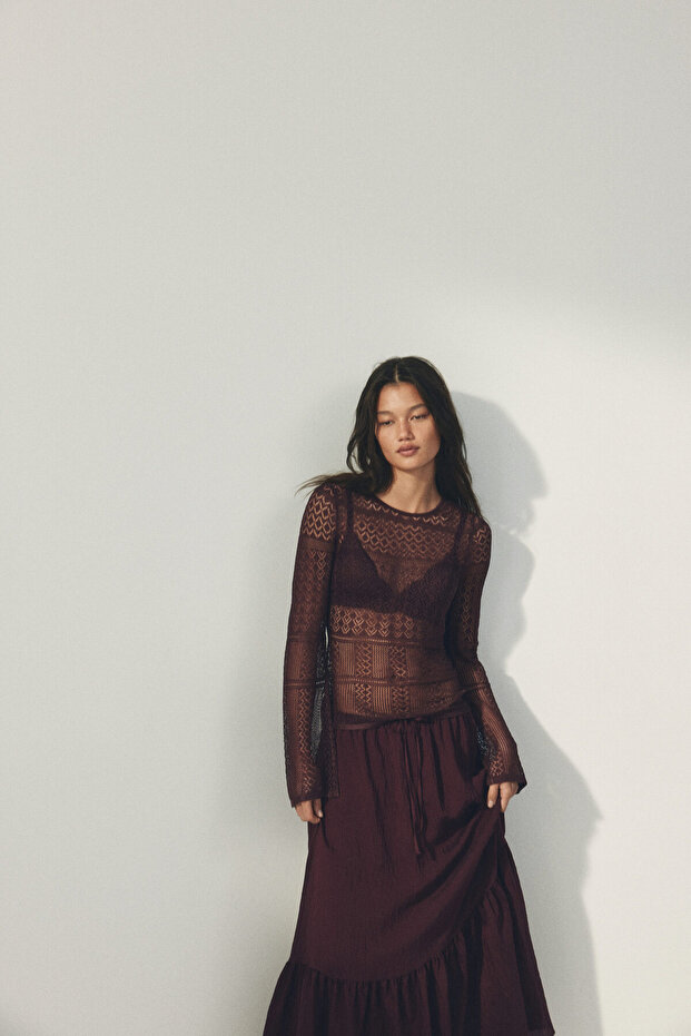 Delik Desenli Triko Üst - 3