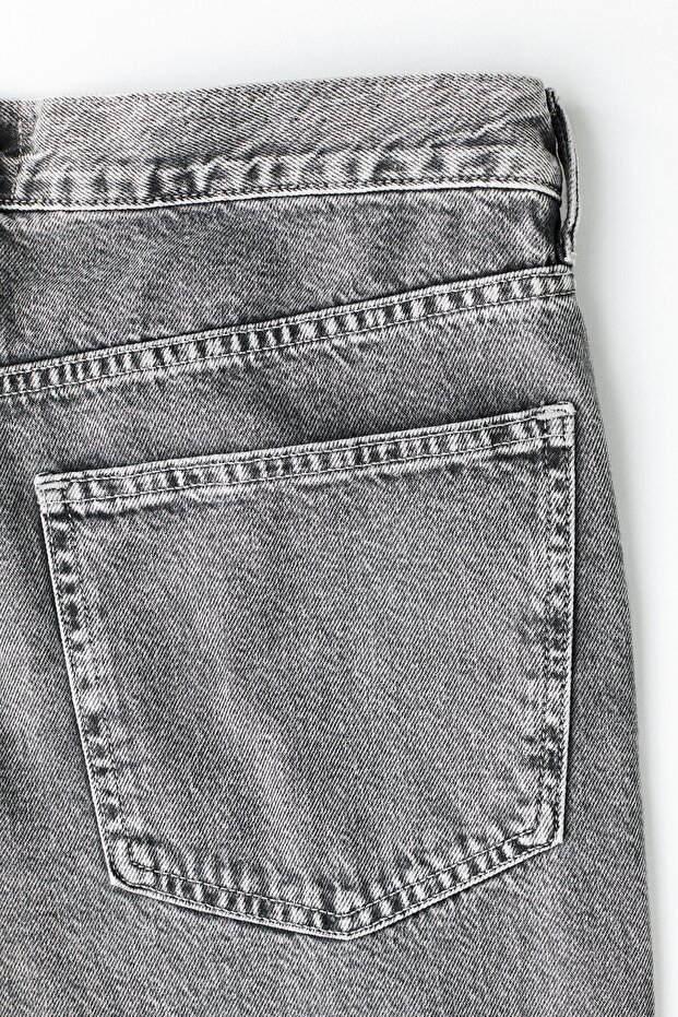 Relaxed Jeans - 2