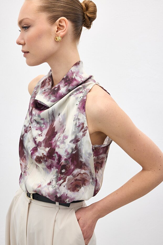بلوزة منقوشة بياقة هالتر - لون برقوق - 7