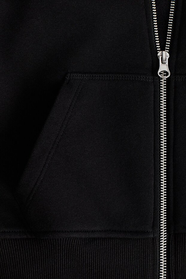 Kapüşonlu ve Fermuarlı Üst - 2