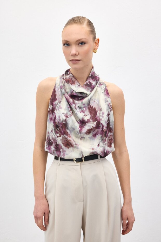 بلوزة منقوشة بياقة هالتر - لون برقوق - 3