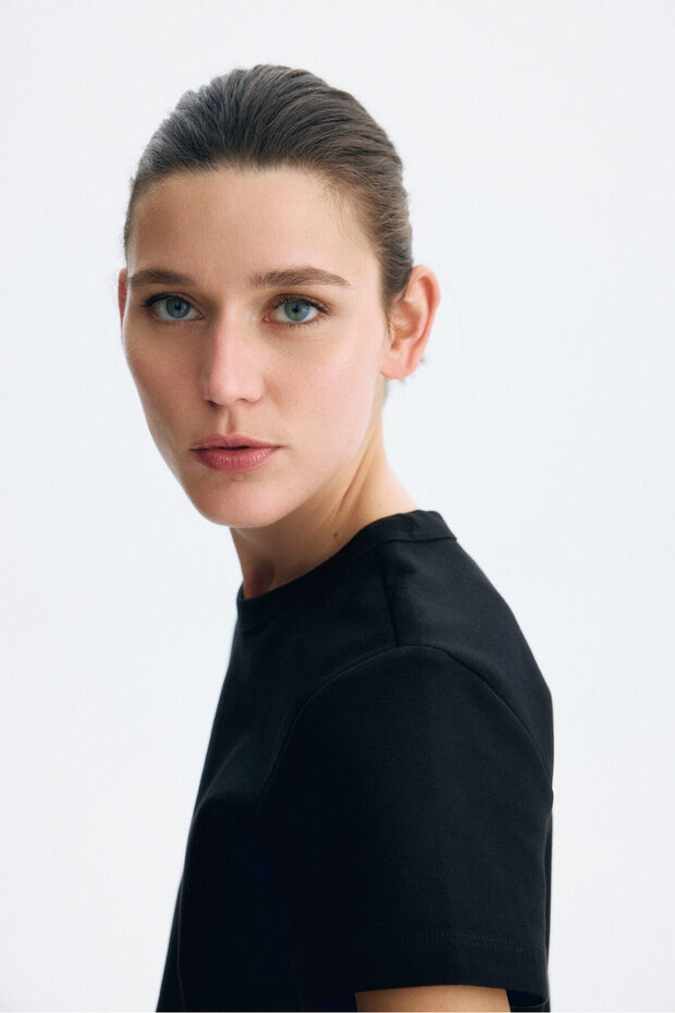 Pamuklu Tişört - 2