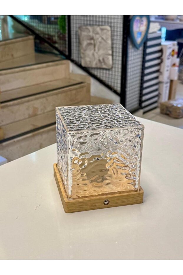 KARE LED MASA LAMBASI - 2