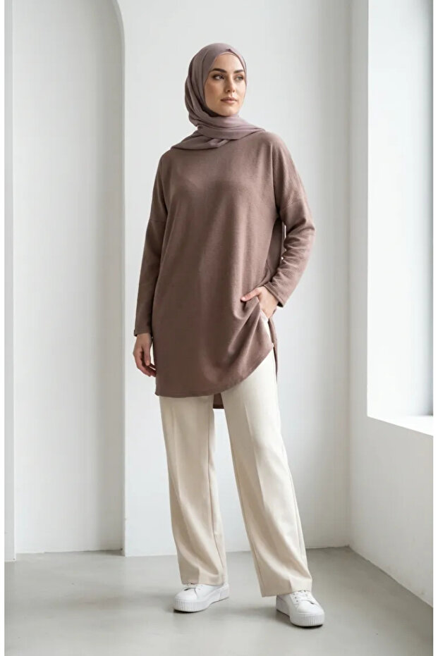 Comfortable Cut Seasonal Tunic, Does Not Show under Clothes, Plus Size Tunic, Mother's Tunic 8766-06 Milk Coffee