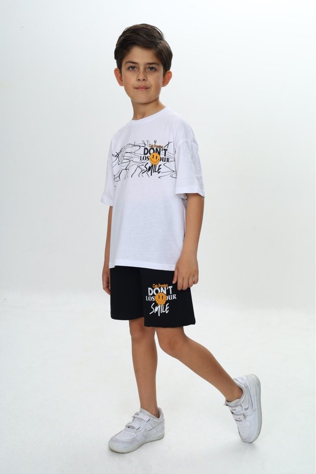 Boys' 2-Piece Set: Printed Crew Neck T-Shirt & Elastic Waist Pocket Shorts