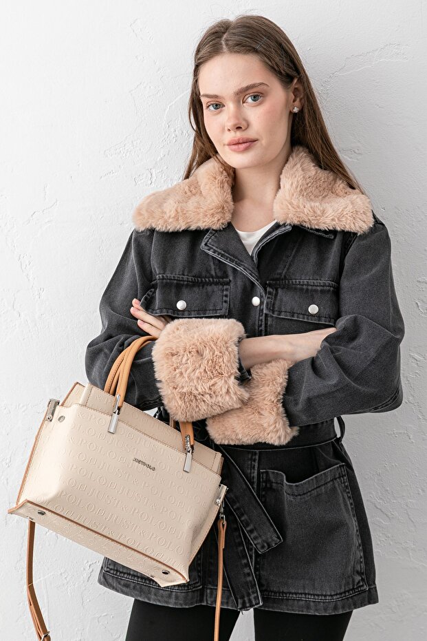 Pera Adjustable Strap Large Volume Women's Cream Hand and Shoulder Bag with Embossed Lettering Pbu5404