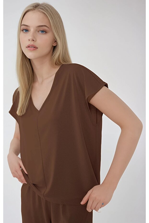 بلوزة طويلة برقبة على شكل حرف V - 3