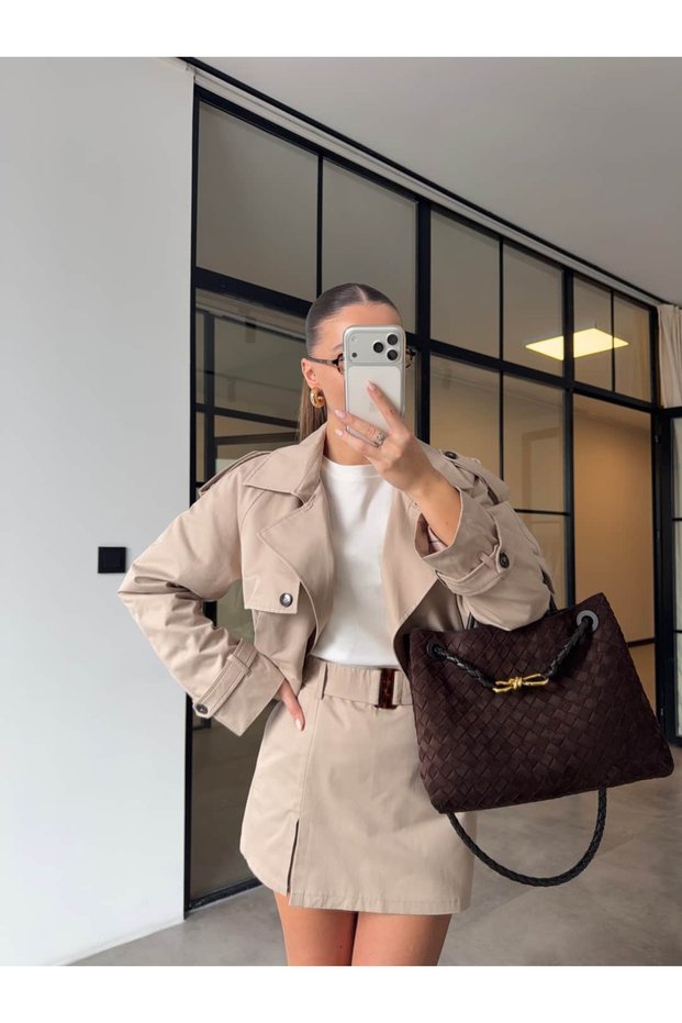Apolet Crop Trench Beige