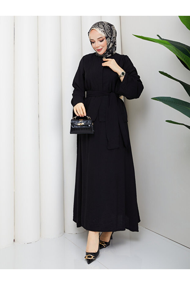 Women's Hijab Two-Piece Set – Modern Set with Belted Top & Long Skirt
