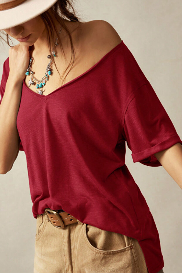Kadın Bordo Oversize-Salaş V Yaka Basic Tişört - 5