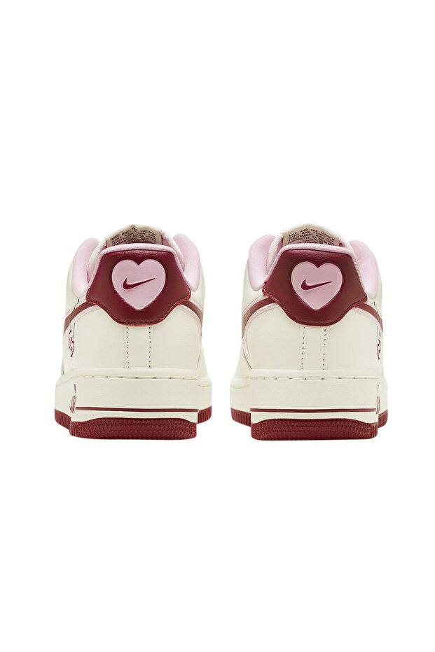 Air Force 1 Low Valentine's Day - 3