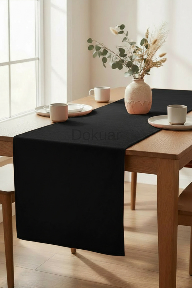 مفرش طاولة من البوليستر المخملي الممتاز باللون الأسود مقاس 40x240