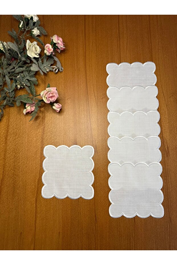 6 Pieces Gardenia Linen Ecru Color Wavy Cloud Patterned Cocktail Presentation Napkins