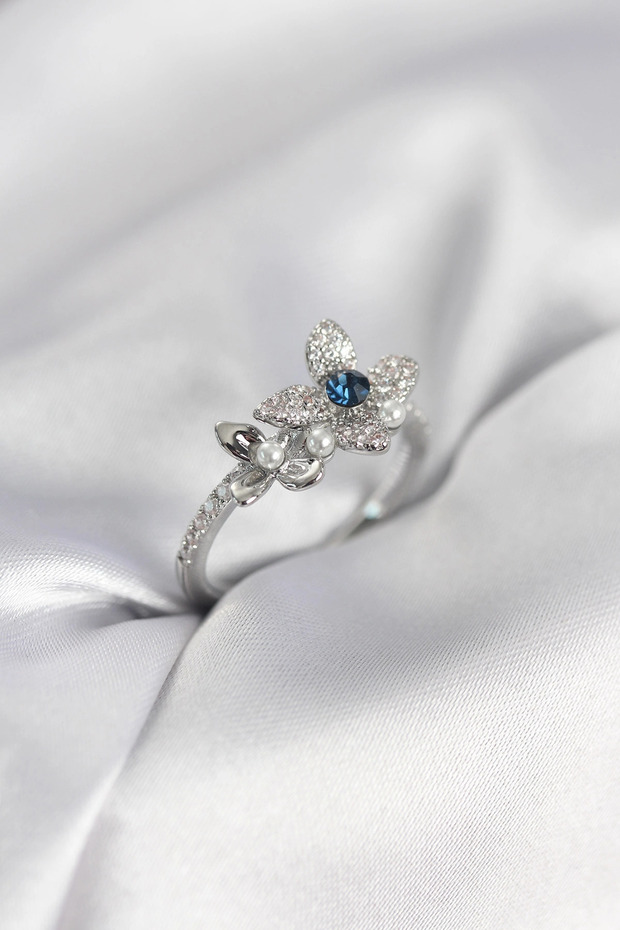 Silver Color Flower Model Zircon Stone Women's Ring