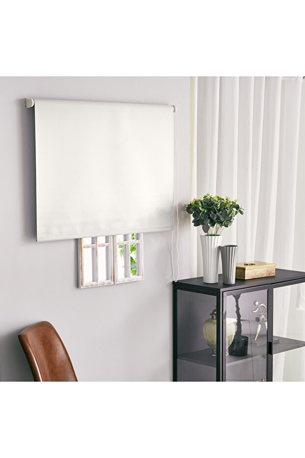 Martin Translucent Roller Blind - 90x210 cm - 4