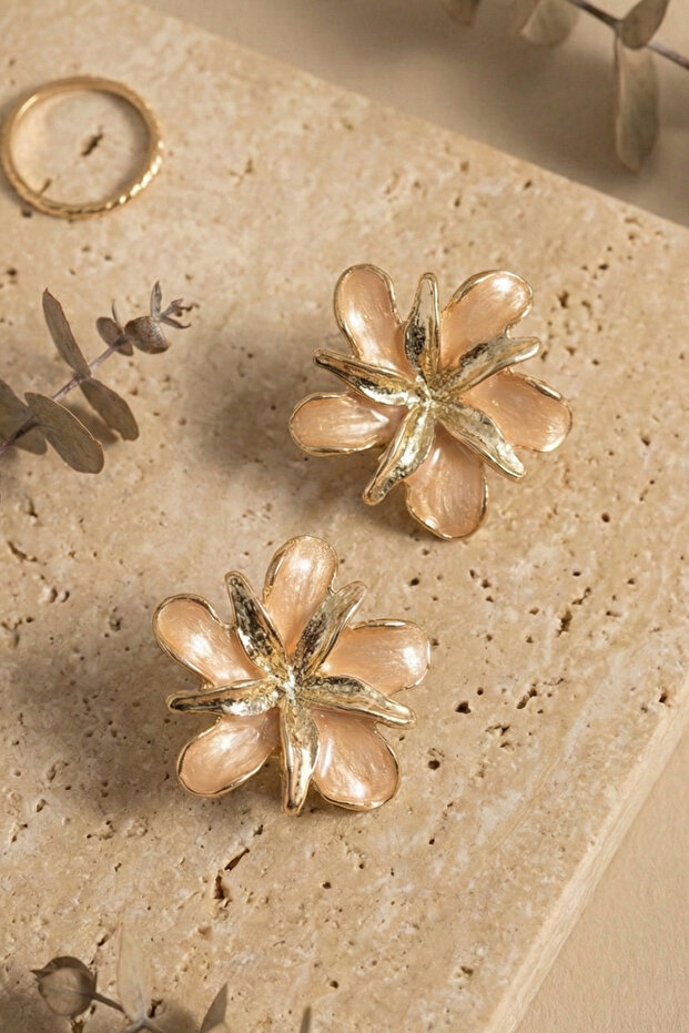 Gold 2-Piece Flower Enamel Earrings