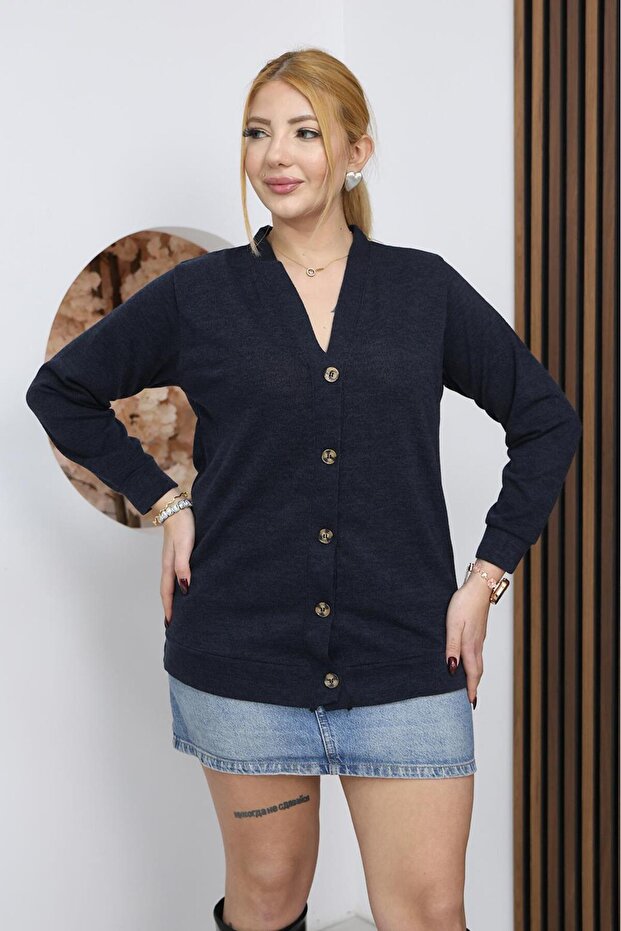 سترة أساسية ناعمة الملمس بمقاس كبير - 4