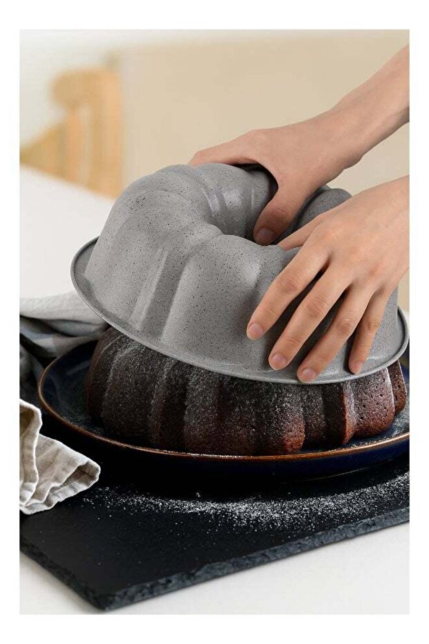 Cake Granite Grey 24x7cm