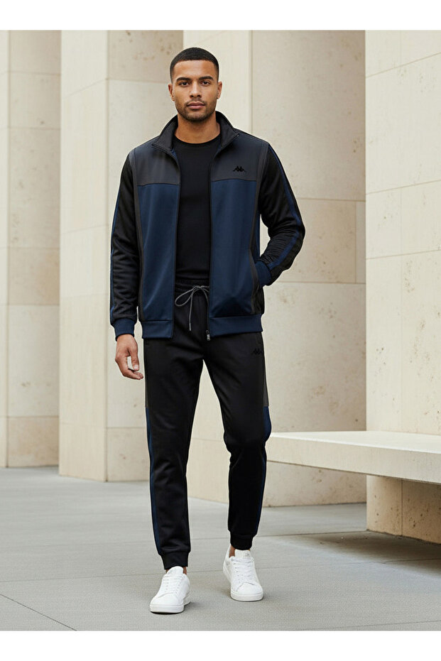 Men Colourblock Joggers - 2