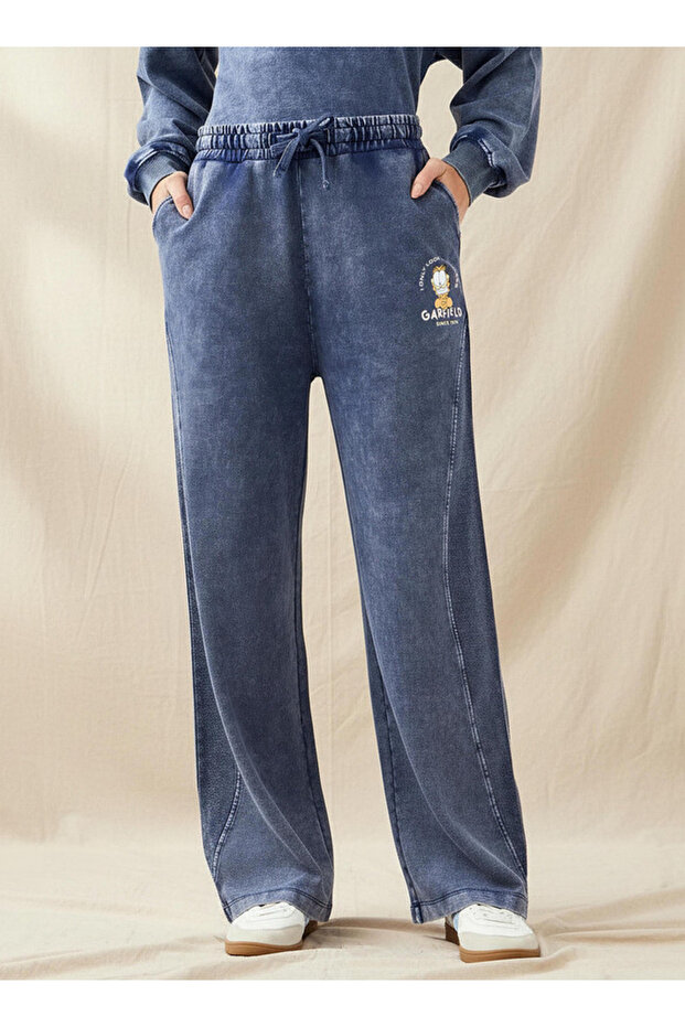Comfort Waist Cotton Wide Leg Pants with Garfield Print