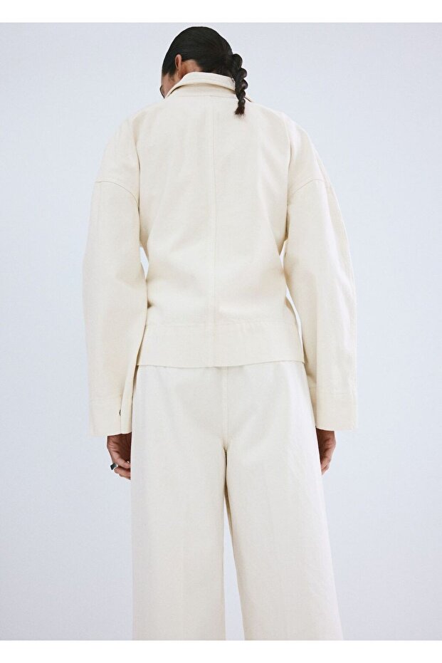 Kemerli denim trençkot - 4