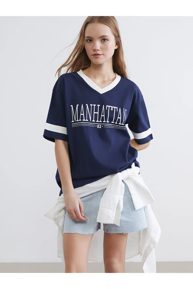 Navy Blue V-Neck Manhattan Printed Oversized Women's T-Shirt