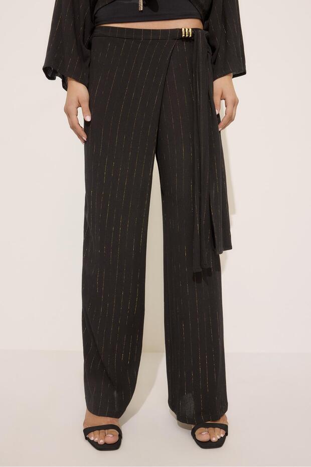 بنطلون من الخيوط المعدنية المتدفقة - 2