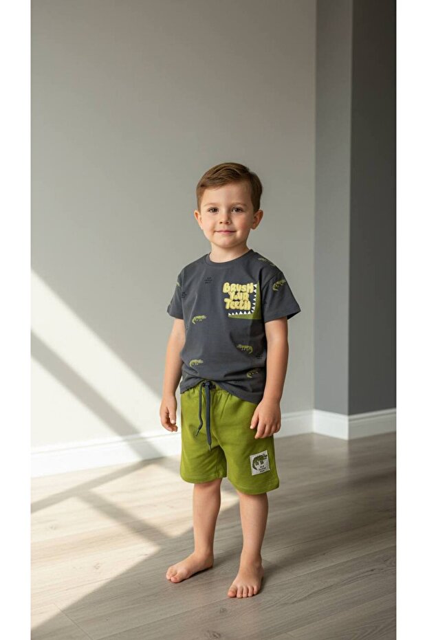 Boy's Smoked Brush Your Teeth Printed T-Shirt and Green Shorts Set